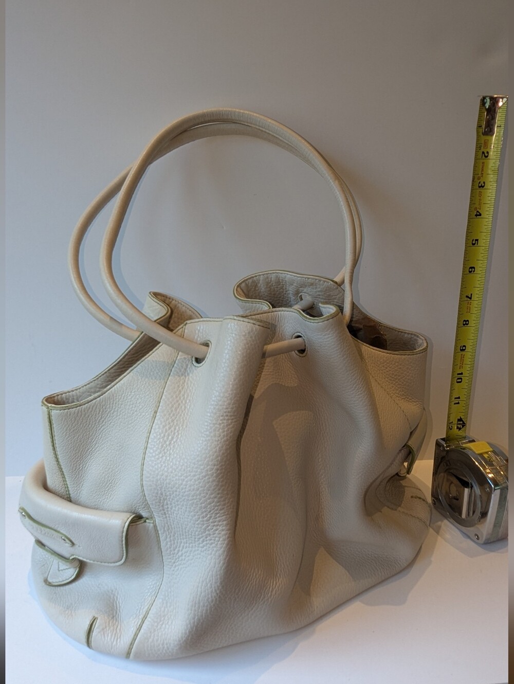 Vintage Cole Haan Cream Pebbled Leather Drawstring Shoulder Bag With Green Trim